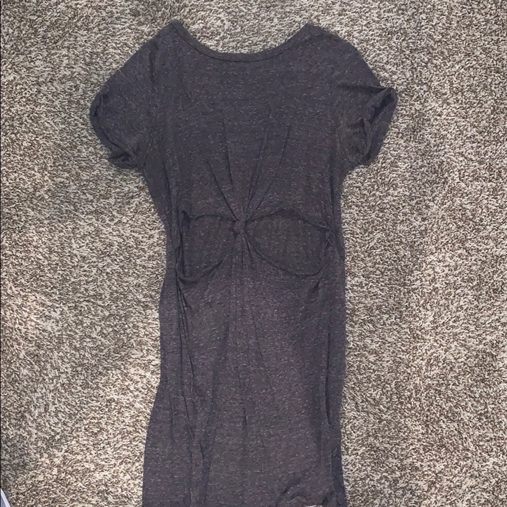 Grey stomach-cut t-shirt dress